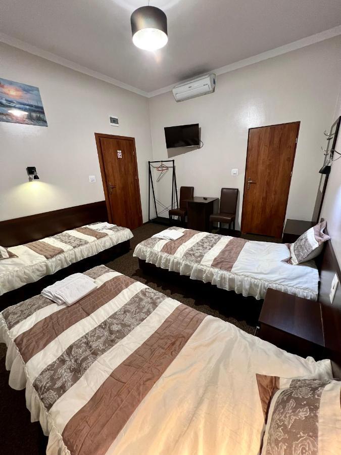 Apartamenty Ostrowiec - Pokoje Goscinne Centrum Ostrowiec Świętokrzyski المظهر الخارجي الصورة
