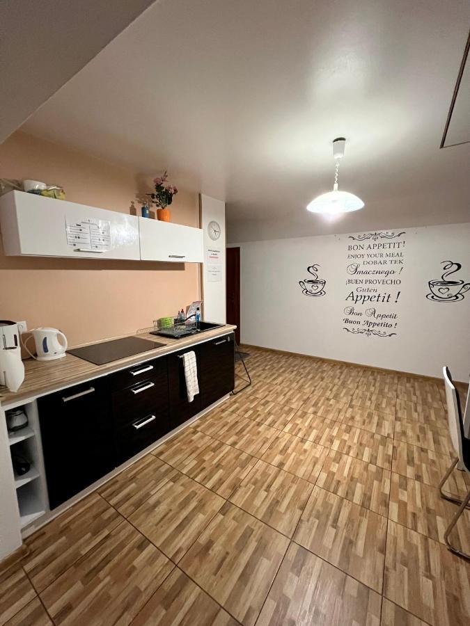 Apartamenty Ostrowiec - Pokoje Goscinne Centrum Ostrowiec Świętokrzyski المظهر الخارجي الصورة
